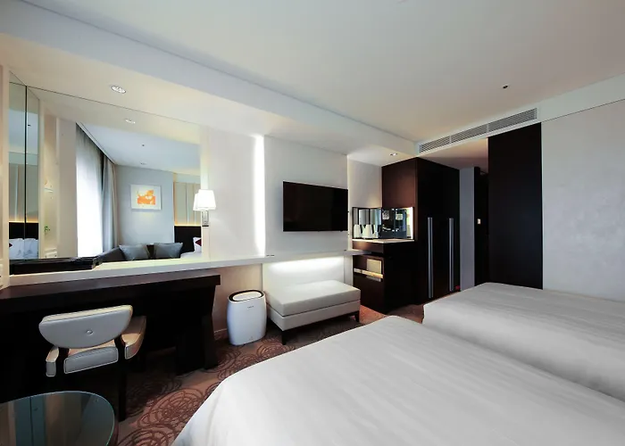 Solaria Nishitetsu Myeongdong - Renovated In 2025 Hotel Seoul