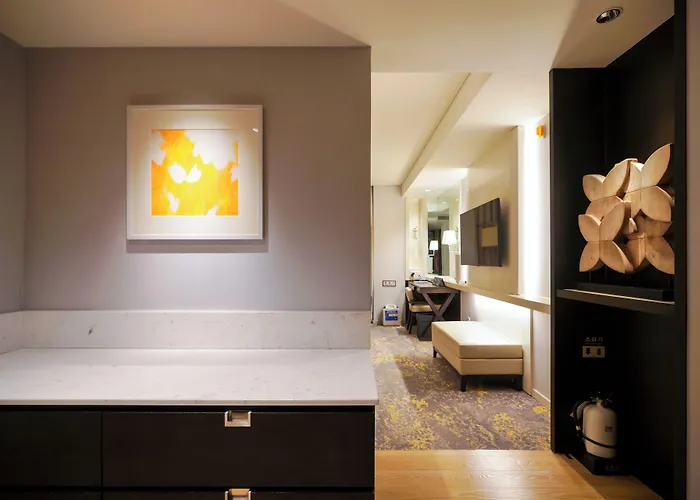 Hotel Solaria Nishitetsu Myeongdong - Renovated In 2025 3*